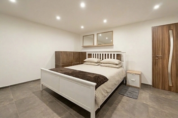 Prodej bytu 2+1 v osobním vlastnictví, 72 m2, Praha 4 - Michle