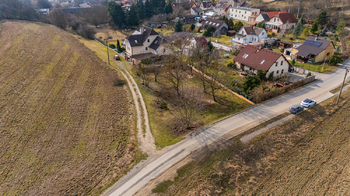 Prodej pozemku, 1045 m2, Vonoklasy