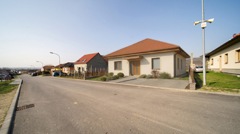 Prodej pozemku, 1292 m2, Perná