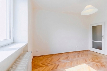 Pronájem komerčního objektu, 63 m2, Praha 10 - Vršovice