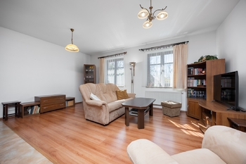 Prodej bytu 6+1 v osobním vlastnictví, 299 m2, Obříství