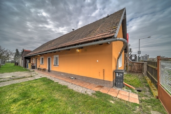 Prodej domu, 44 m2, Městec Králové