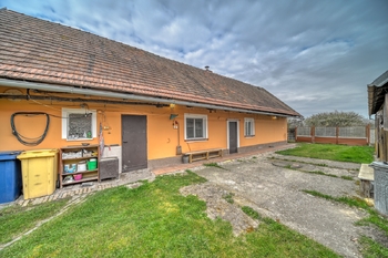 Prodej domu, 44 m2, Městec Králové