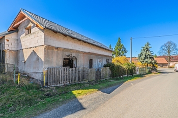 Prodej domu, 215 m2, Lužná