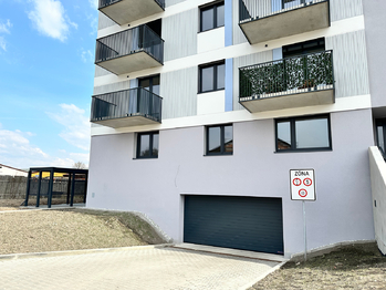 Pronájem malého objektu, 13 m2, Kladno