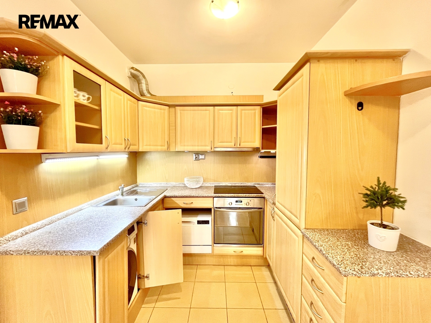 Pronájem bytu 2+kk v osobním vlastnictví, 71 m2, Praha 10 - Michle