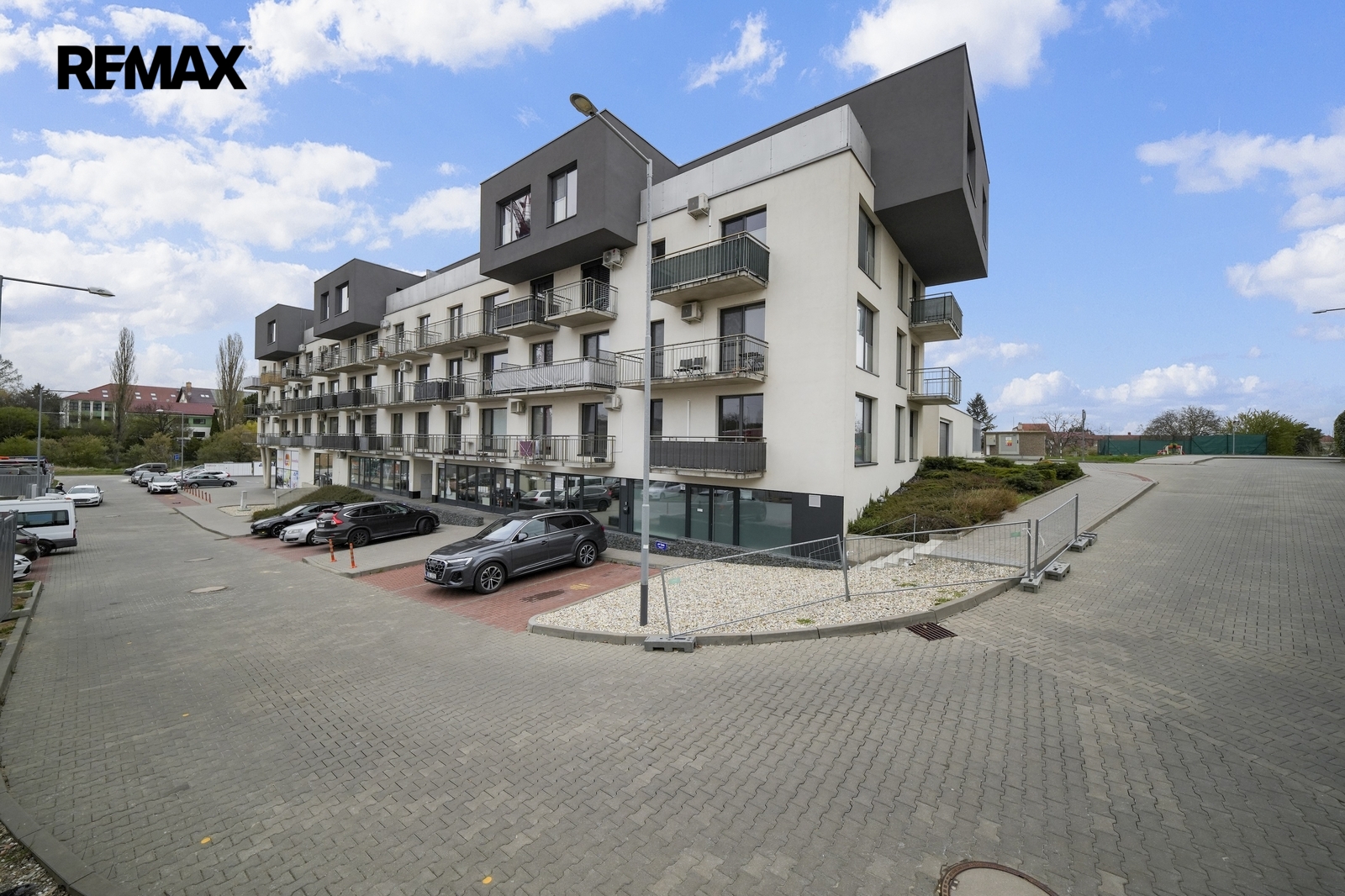 Prodej bytu 3+kk v osobním vlastnictví, 99 m2, Rajhrad