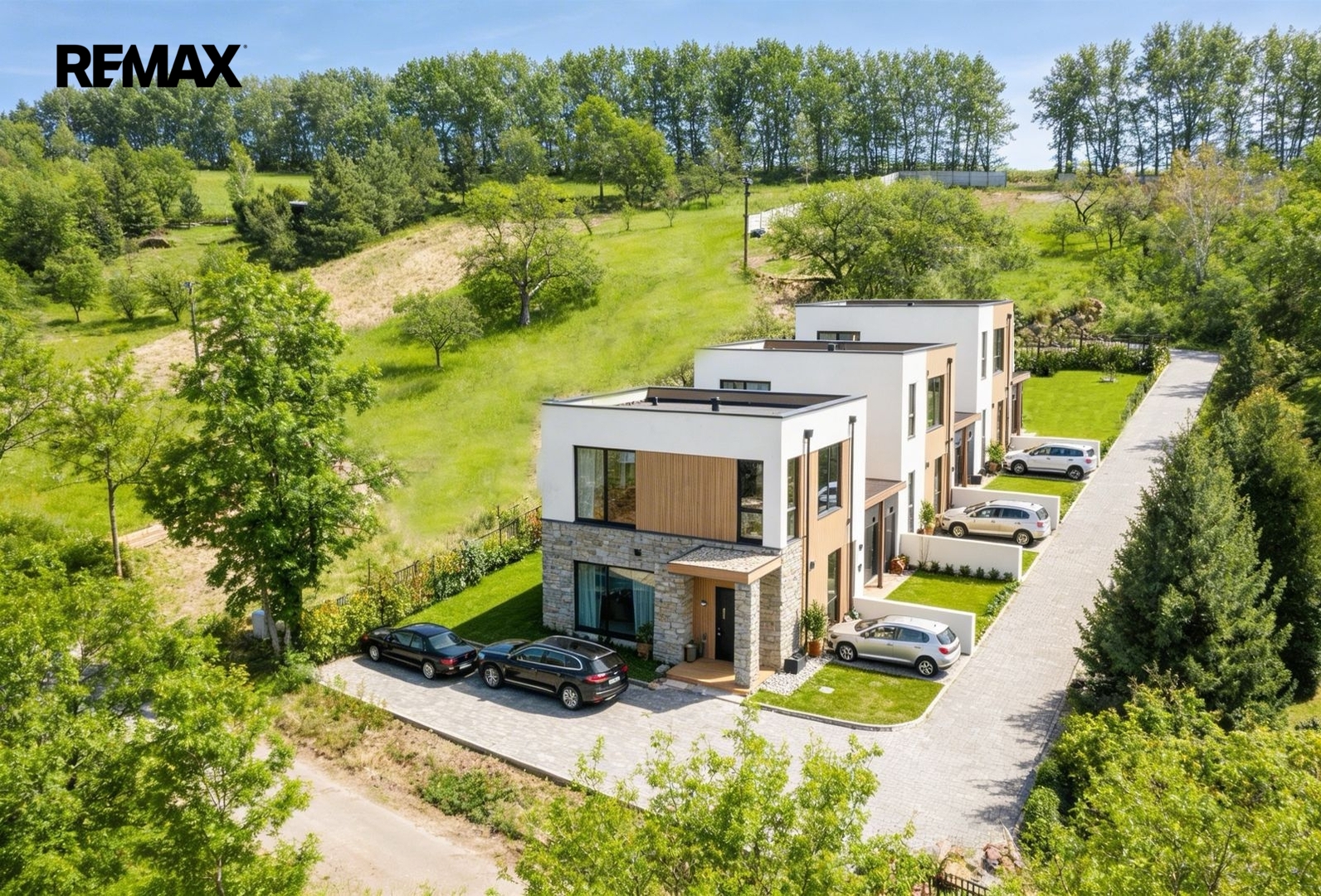 Prodej pozemku, 1670 m2, Hřebeč