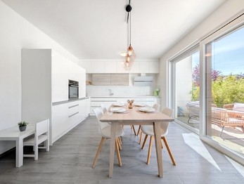 Pronájem domu, 146 m2, Praha 8 - Březiněves