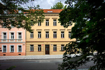 Pronájem bytu 1+kk v osobním vlastnictví, 18 m2, Praha 4 - Nusle