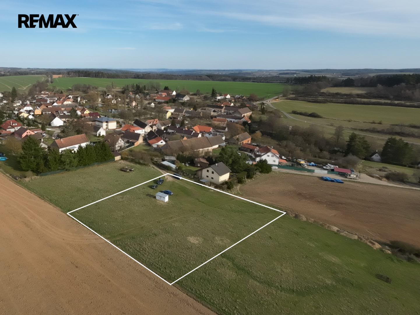 Prodej pozemku, 2501 m2, Čerňovice