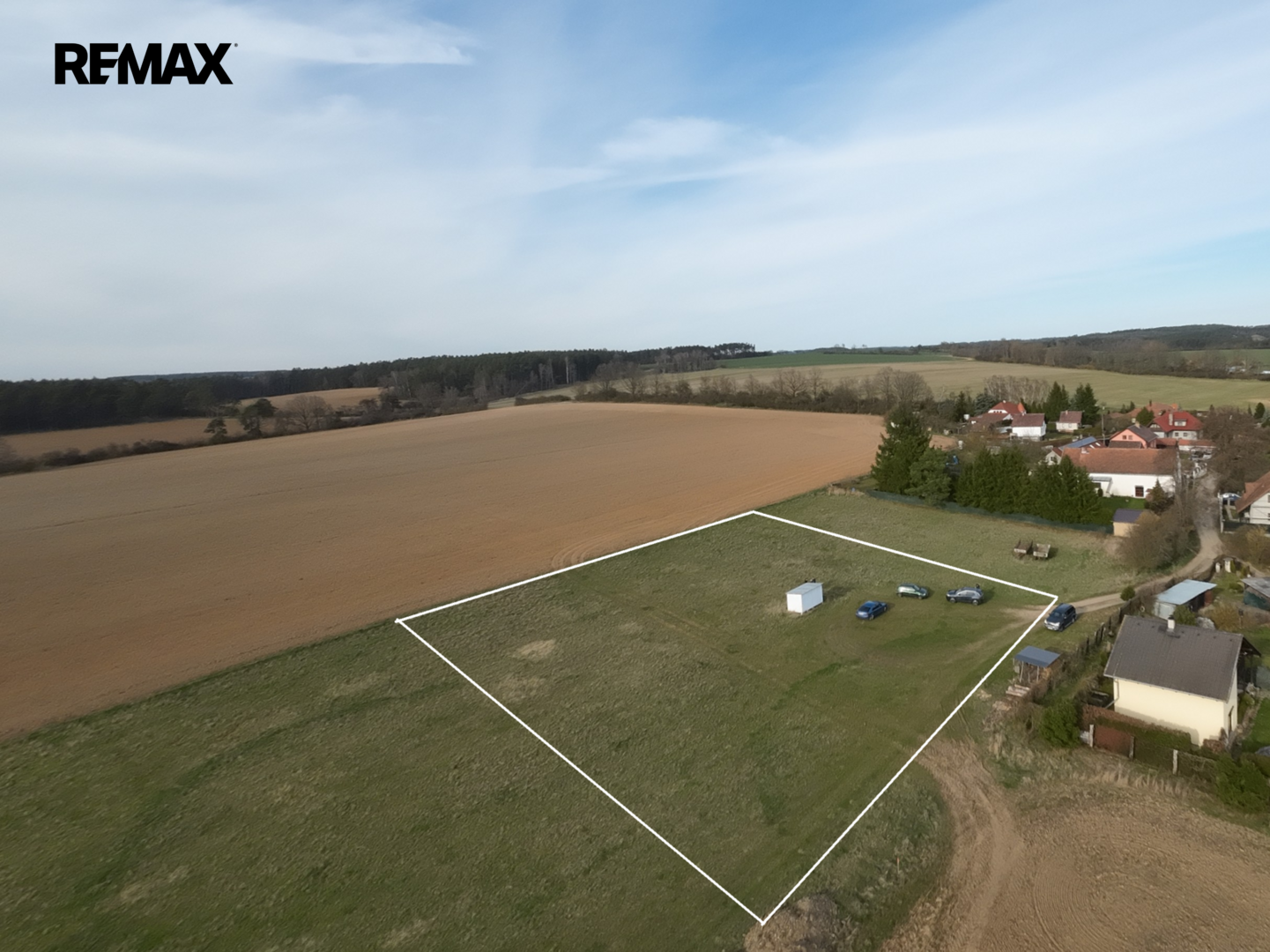 Prodej pozemku, 2501 m2, Čerňovice