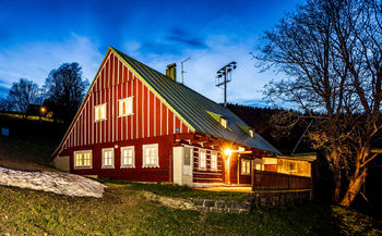 Prodej komerčního prostoru, 281 m2, Strážné