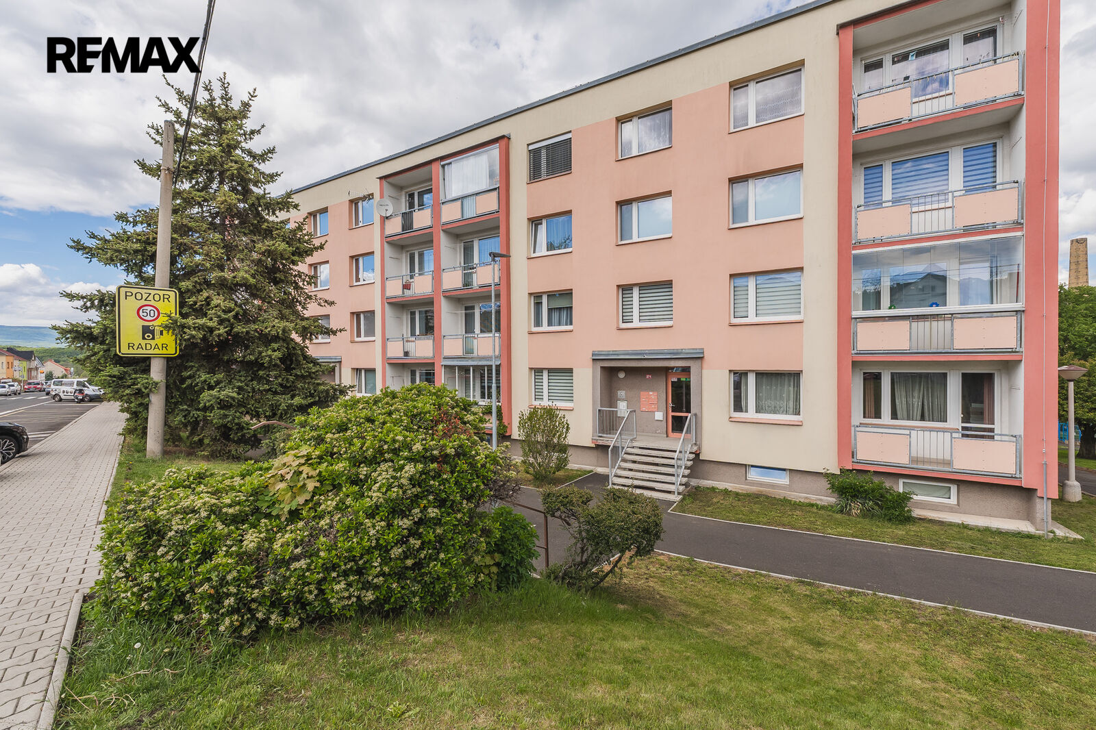 Prodej bytu 1+1, 36 m2, Bystřany