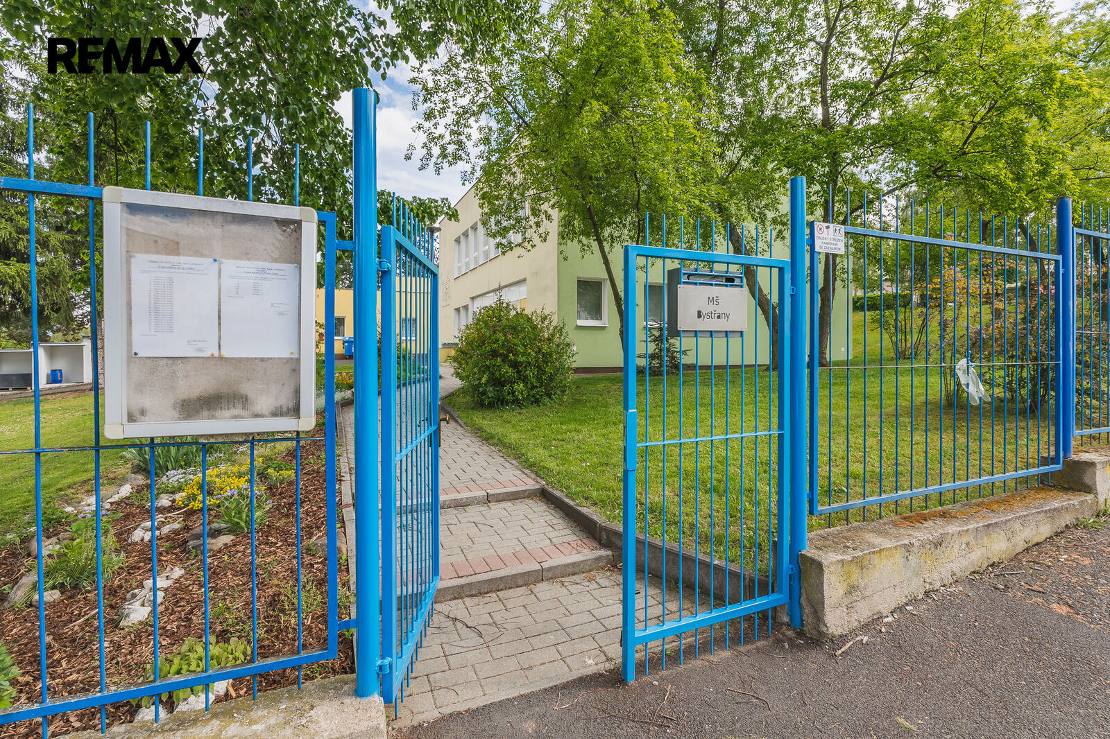 Prodej bytu 1+1, 36 m2, Bystřany