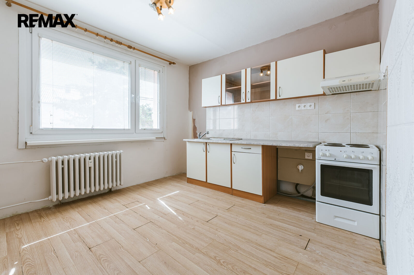 Prodej bytu 1+1, 36 m2, Bystřany