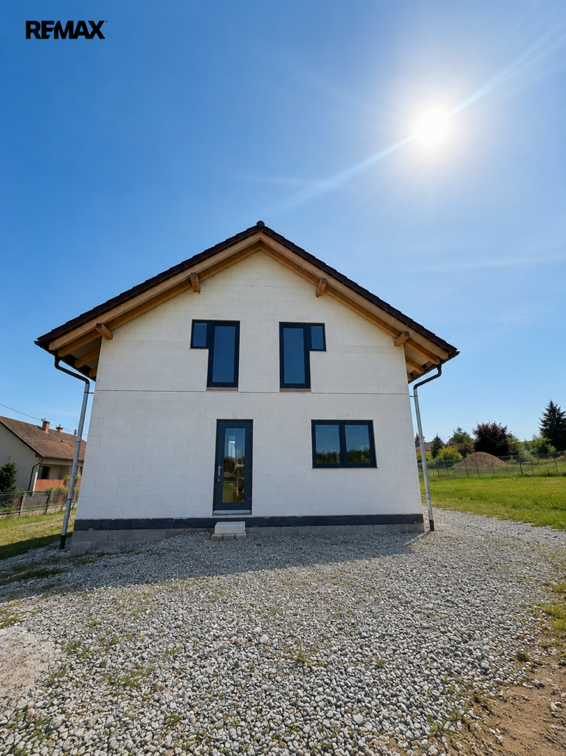 Prodej domu, 153 m2, Dobříč