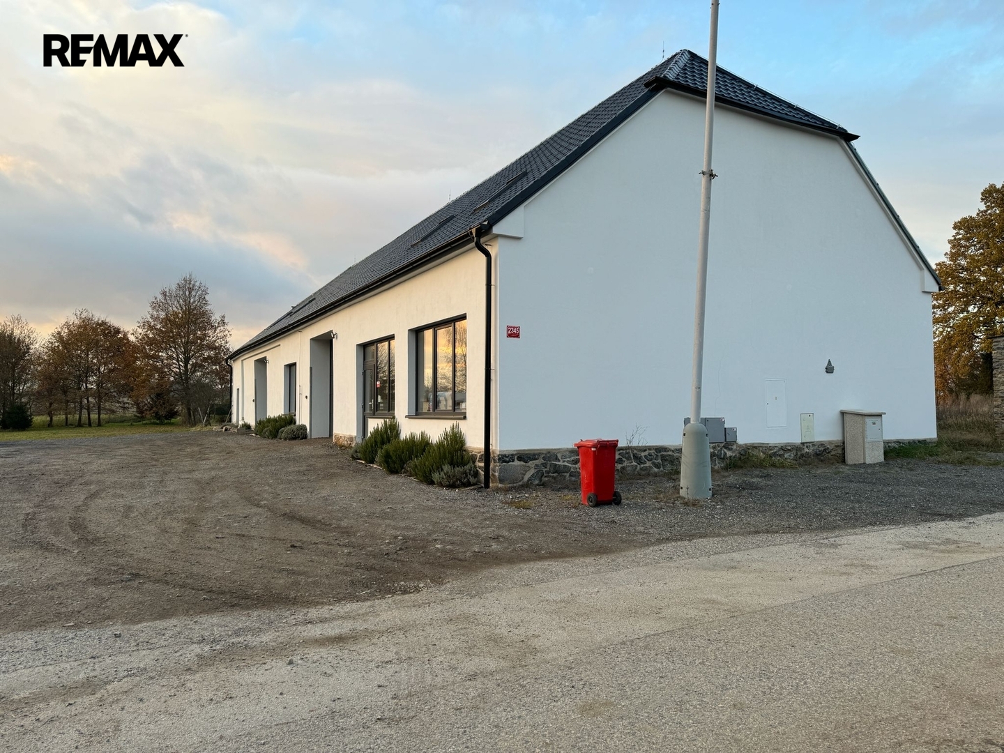 Pronájem komerčního objektu, 300 m2, České Budějovice