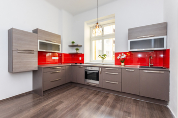 Prodej bytu 2+1 v osobním vlastnictví, 90 m2, Praha 3 - Vinohrady