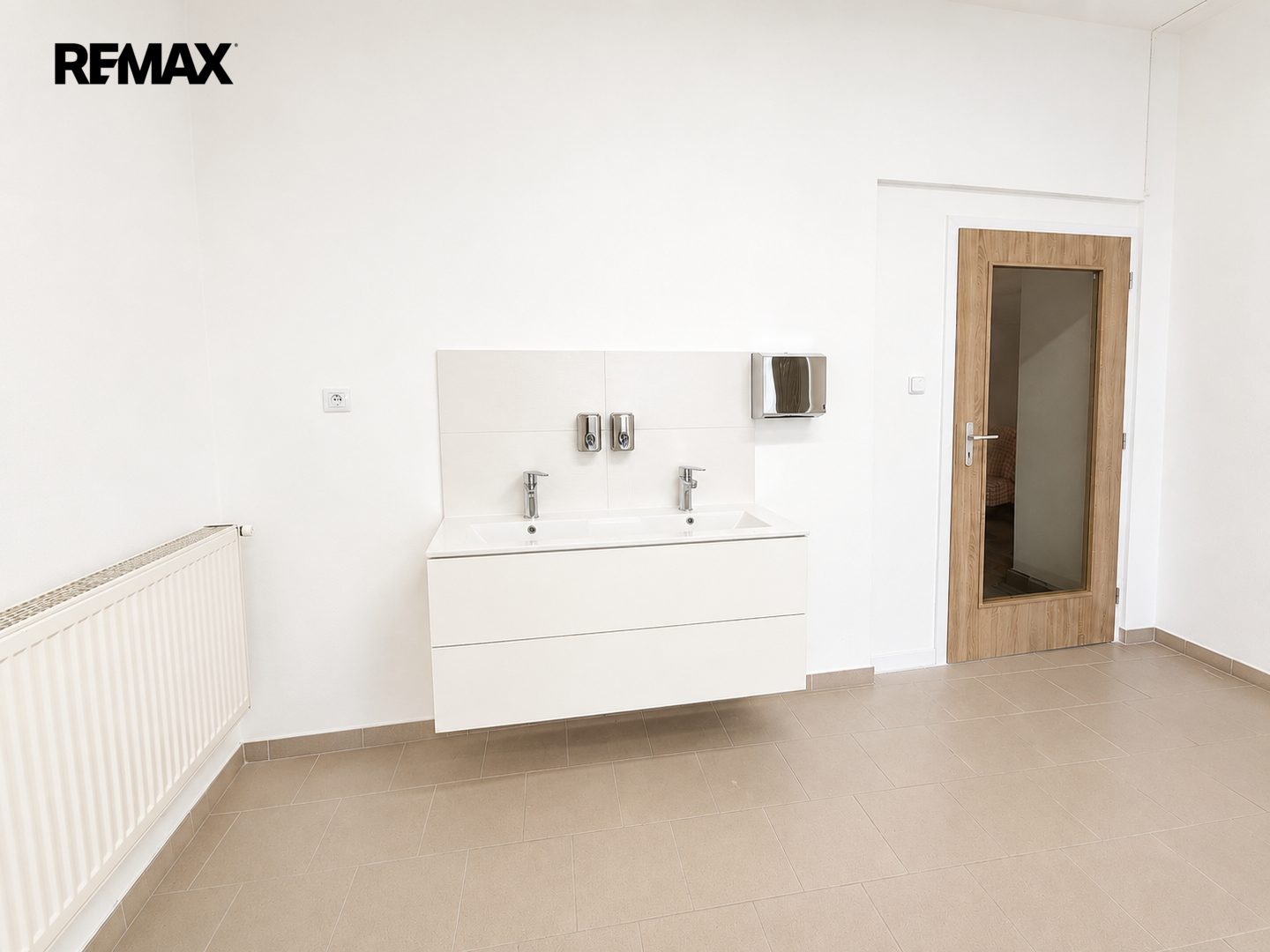 Pronájem ordinace, 47 m2, Kladno