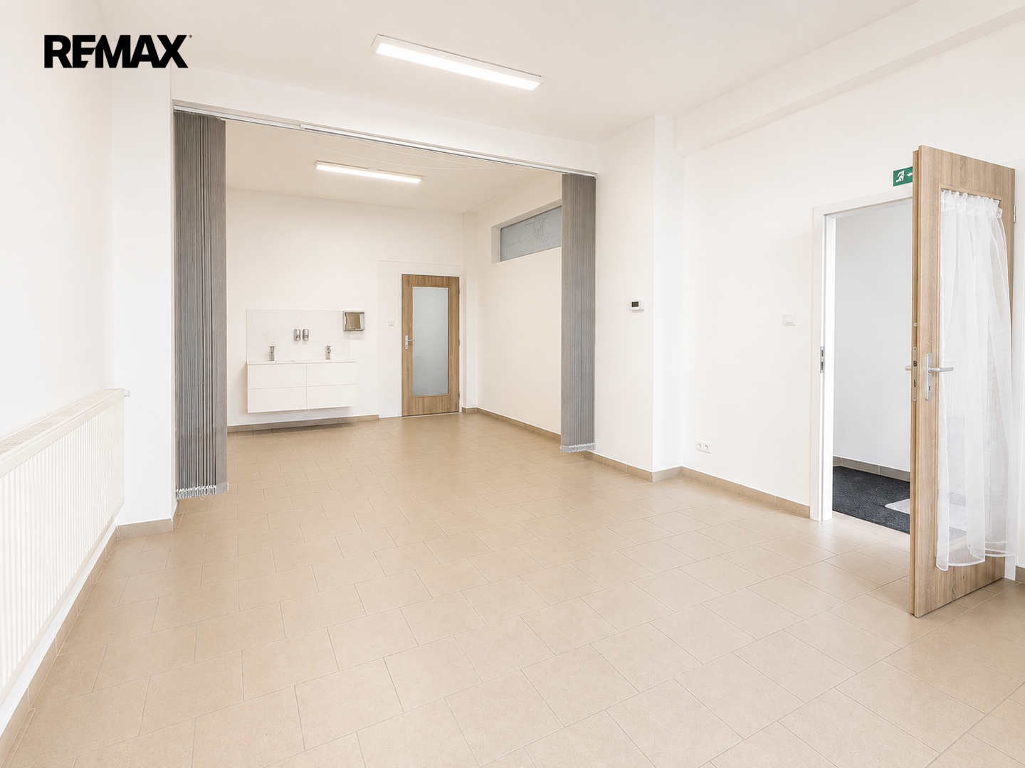 Pronájem ordinace, 47 m2, Kladno