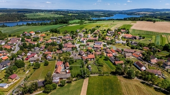 Prodej pozemku, 1087 m2, Bernartice