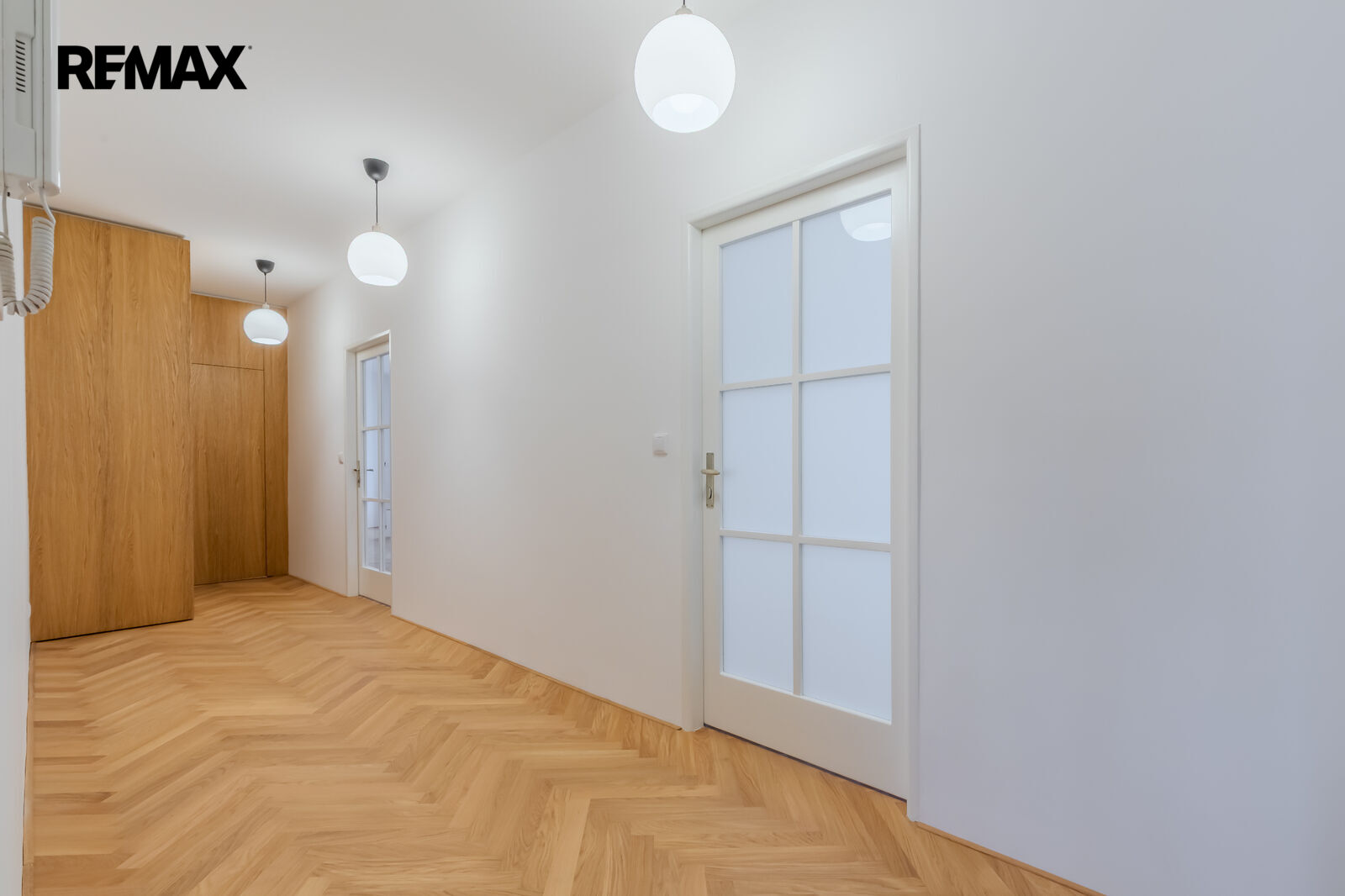 Prodej bytu 2+kk, 92 m2, Praha
