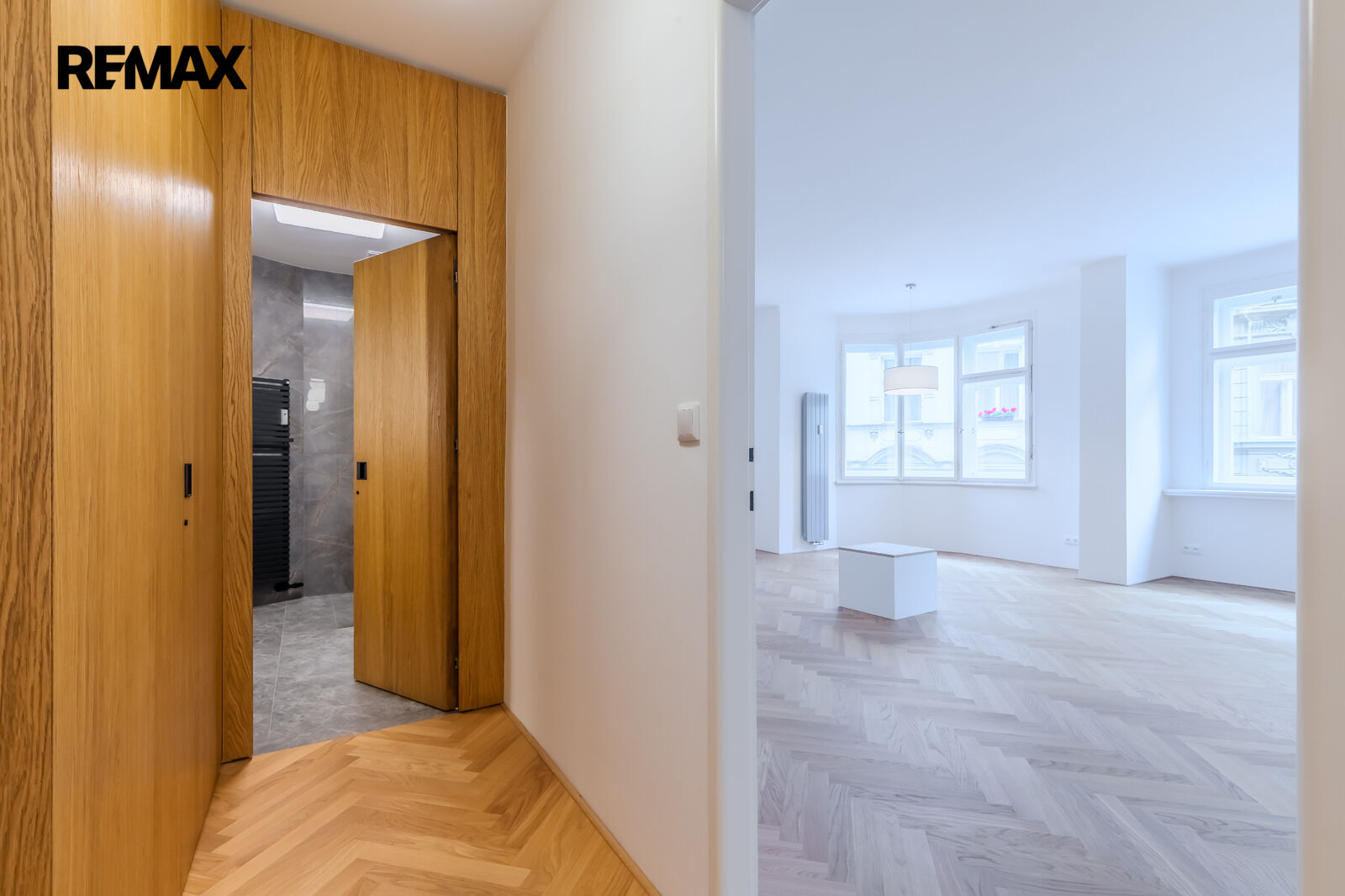 Prodej bytu 2+kk, 92 m2, Praha