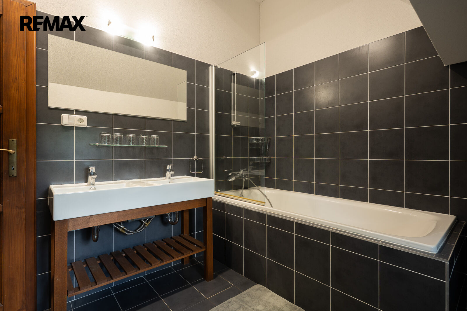Prodej ubytovacího zařízení, 800 m2, Holetín