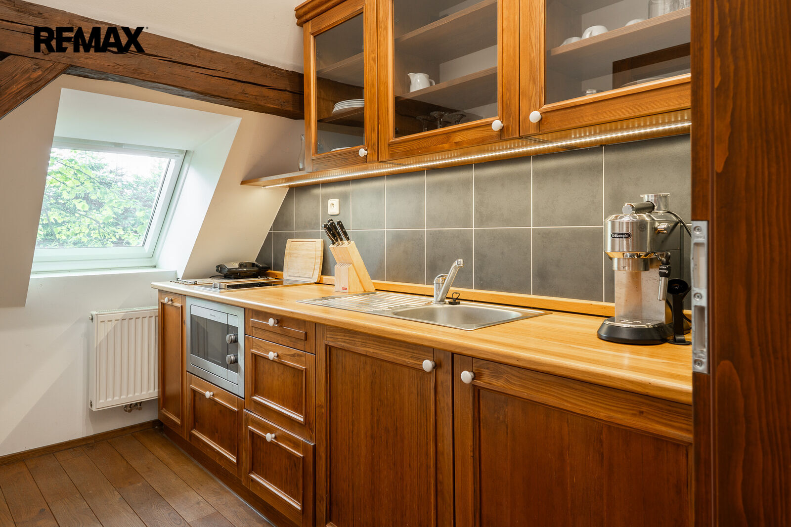 Prodej ubytovacího zařízení, 800 m2, Holetín