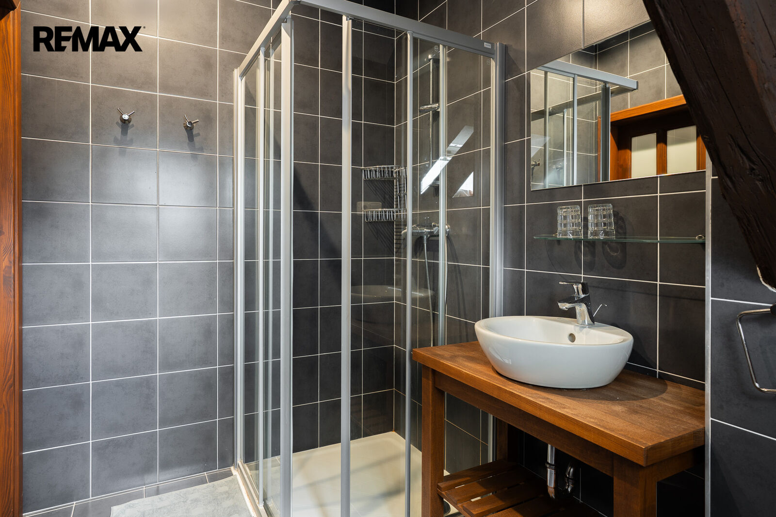 Prodej ubytovacího zařízení, 800 m2, Holetín