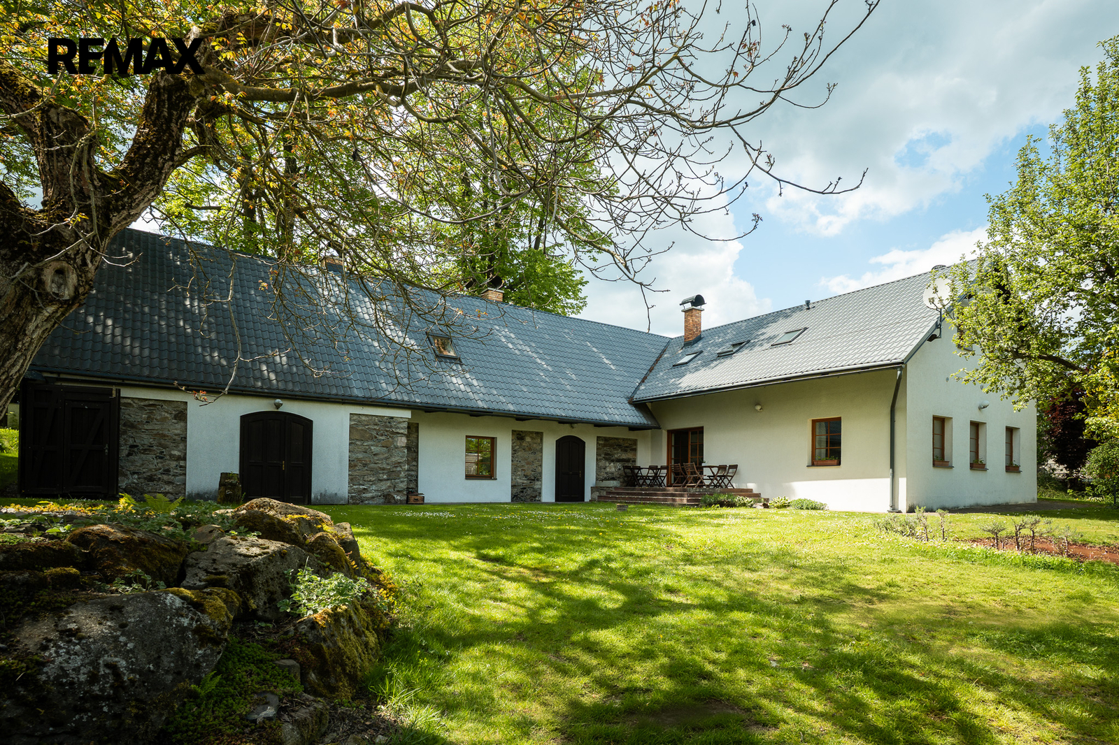 Prodej ubytovacího zařízení, 800 m2, Holetín