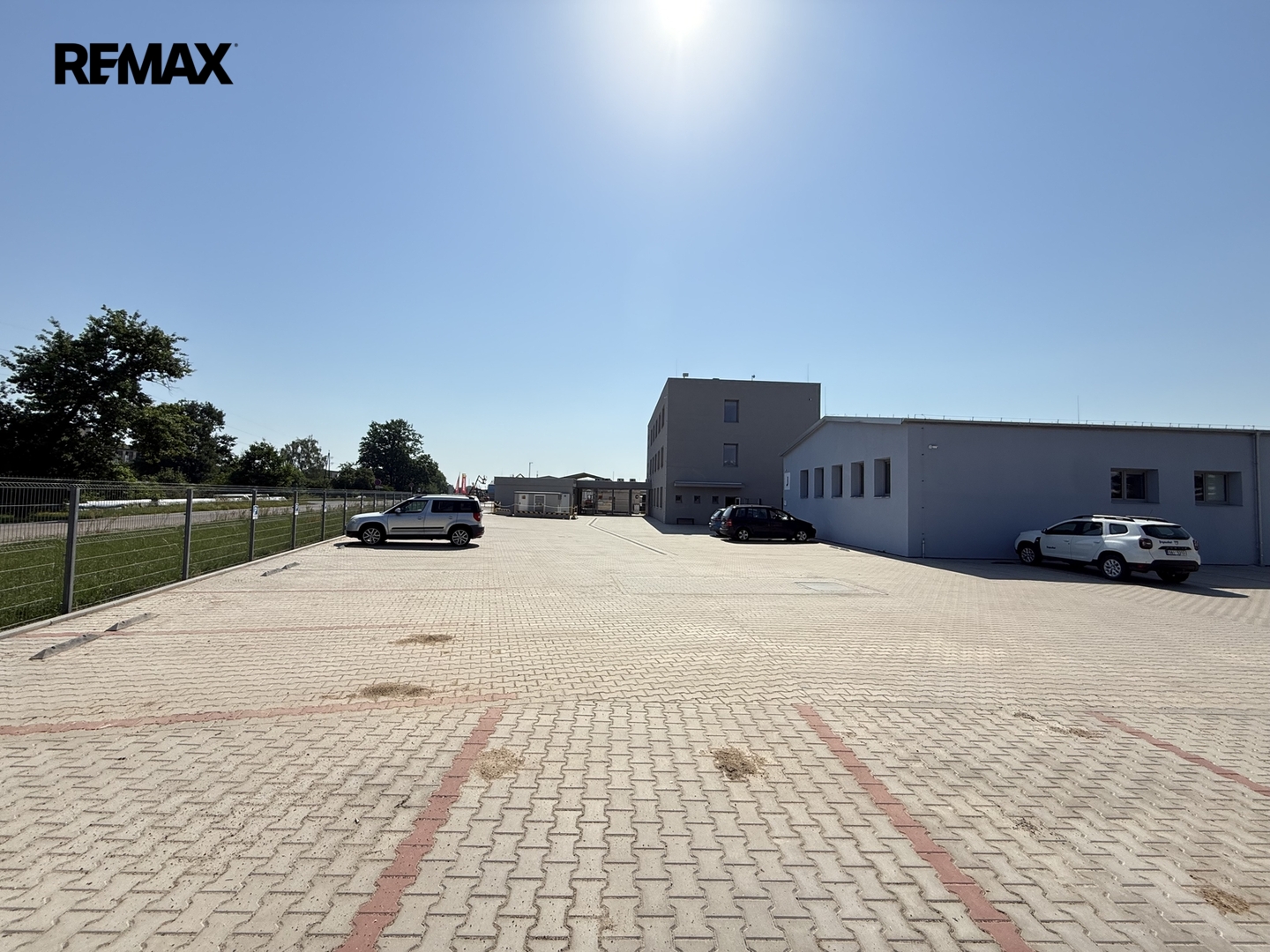Pronájem komerčního objektu, 444 m2, Pardubice