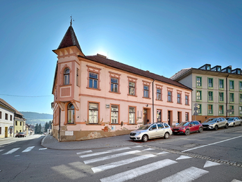 Prodej nájemního domu, 835 m2, Prachatice