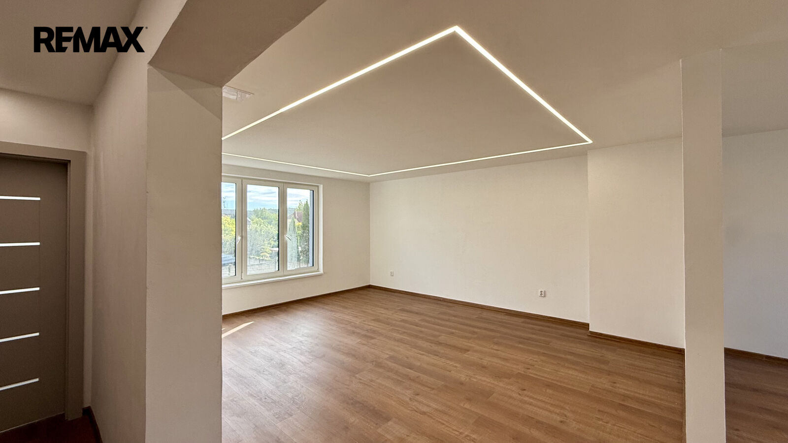 Prodej bytu 4+1 v osobním vlastnictví, 150 m2, Moravany