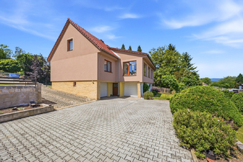 Prodej domu, 157 m2, Bystřany
