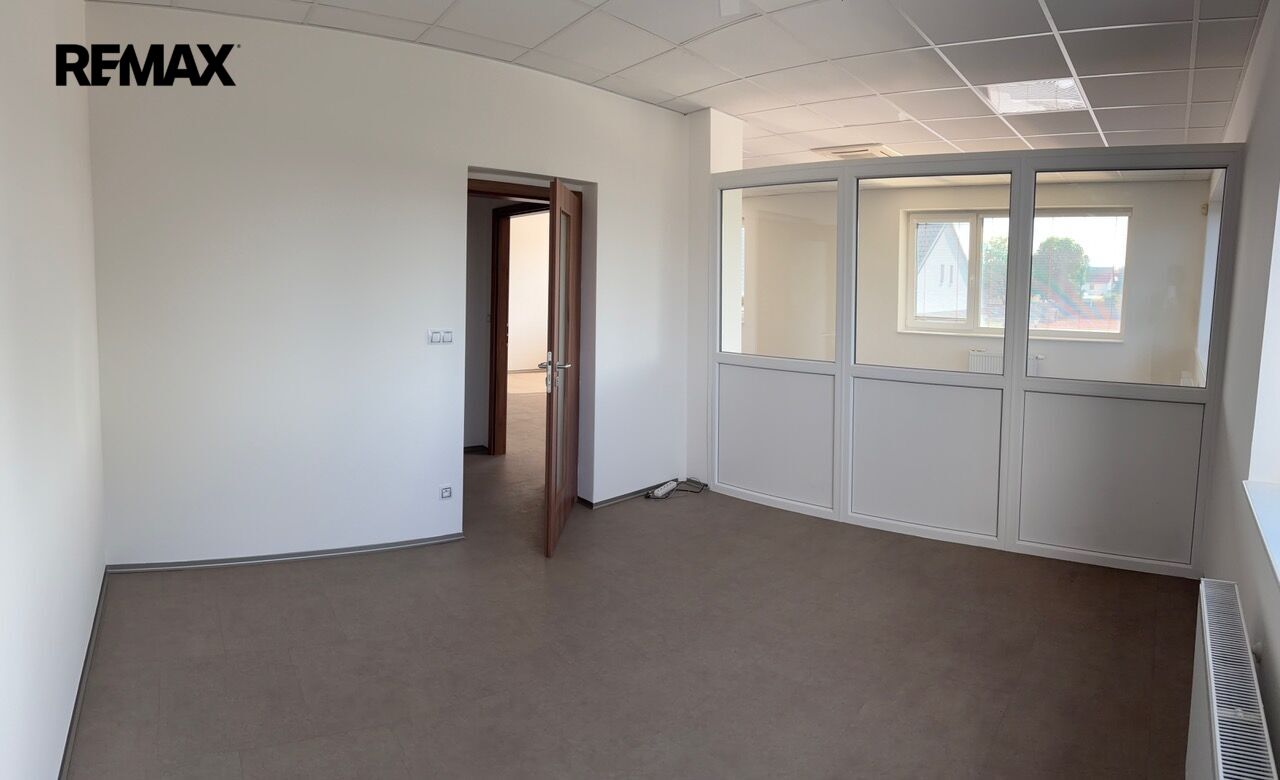 Pronájem komerčního objektu, 80 m2, Praha 9 - Horní Počernice