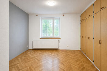 Pronájem bytu 2+1 v osobním vlastnictví, 90 m2, Jesenice