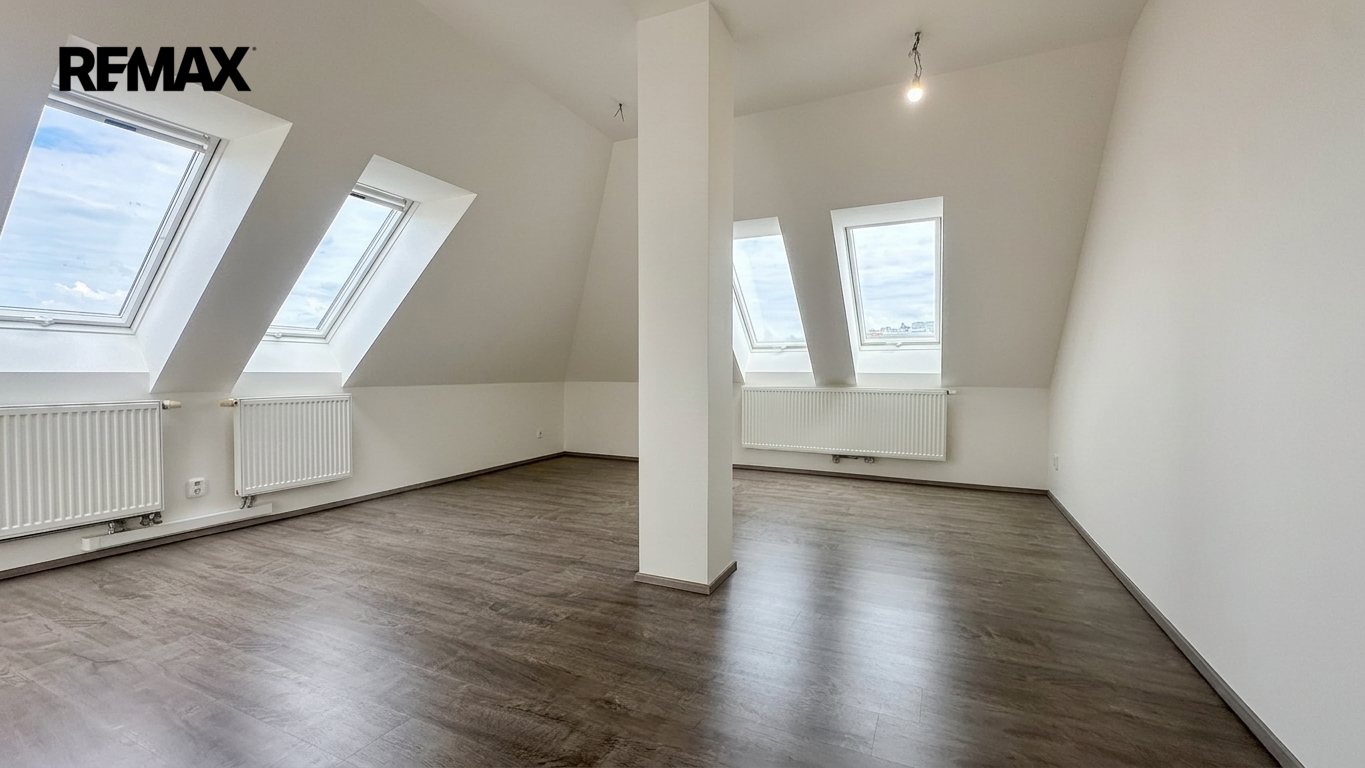 Prodej bytu 3+kk v osobním vlastnictví, 75 m2, Beroun