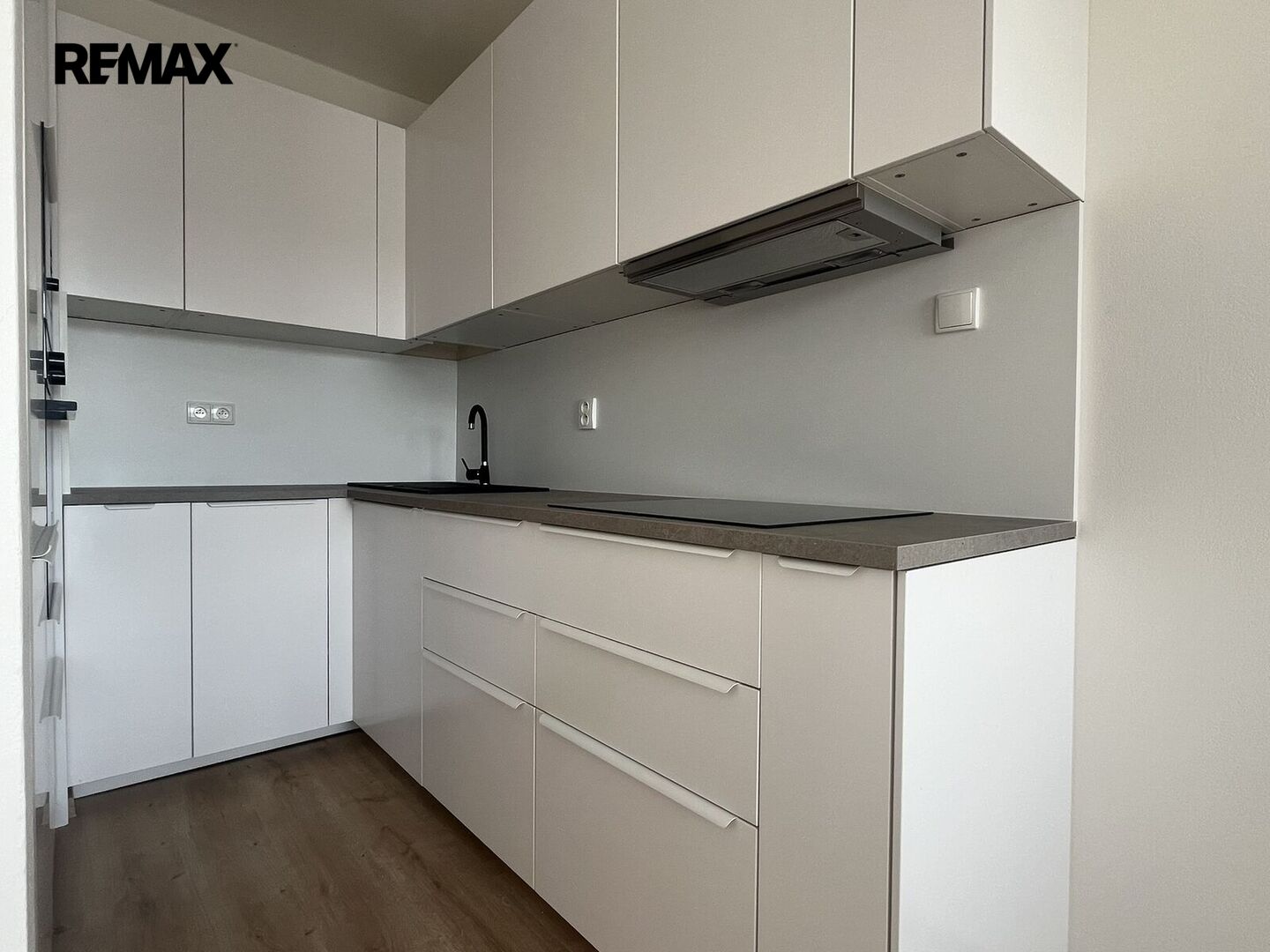 Prodej bytu 2+kk v osobním vlastnictví, 36 m2, Kladno