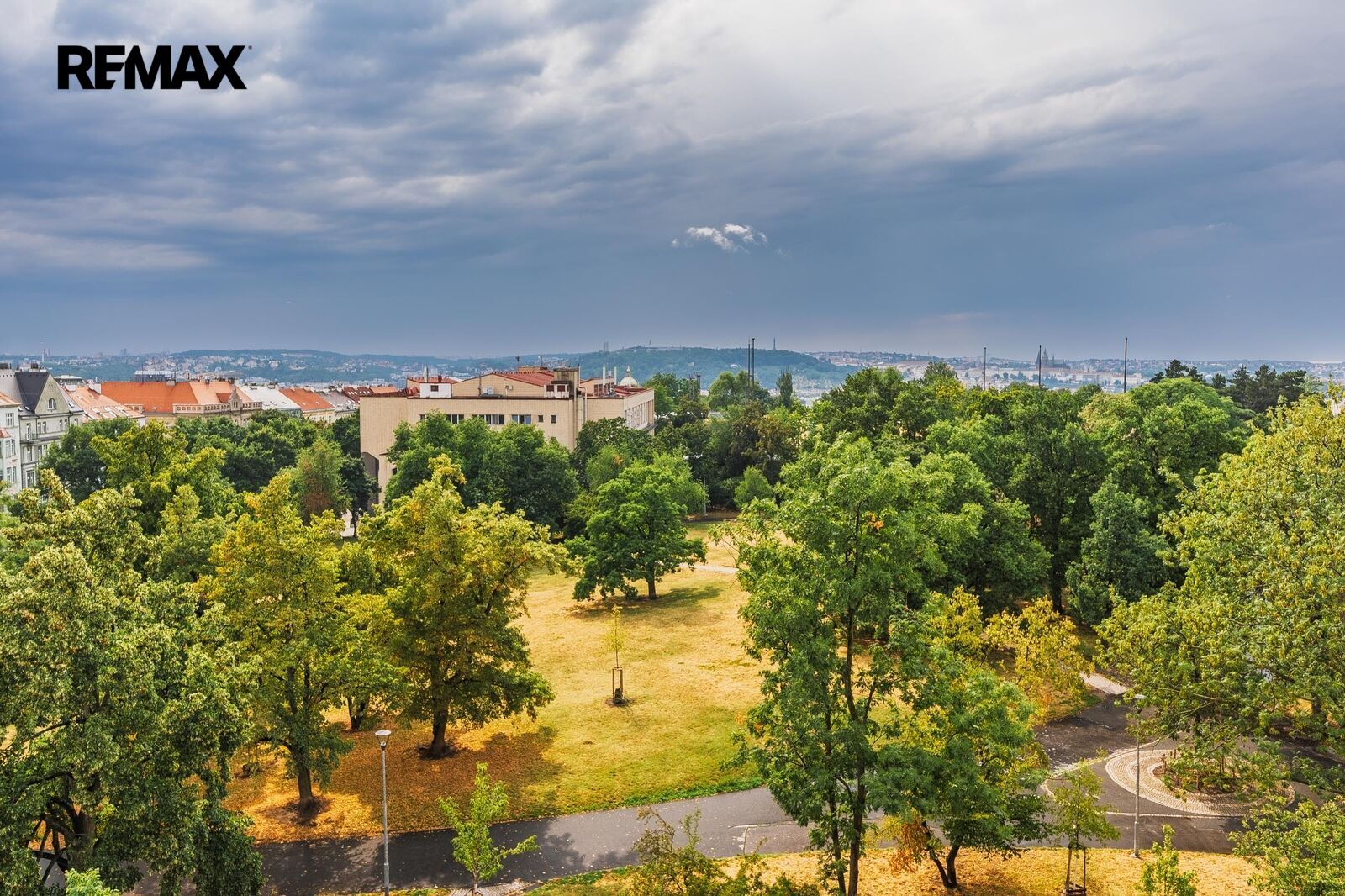 Pronájem bytu 3+kk, 90 m2, Praha