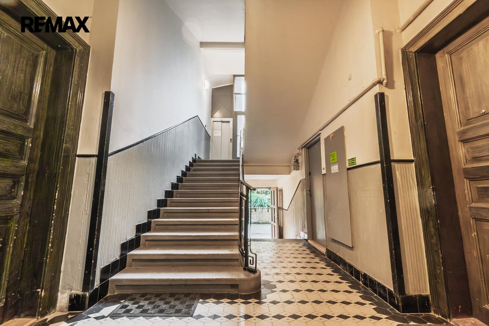 Pronájem bytu 3+kk, 90 m2, Praha