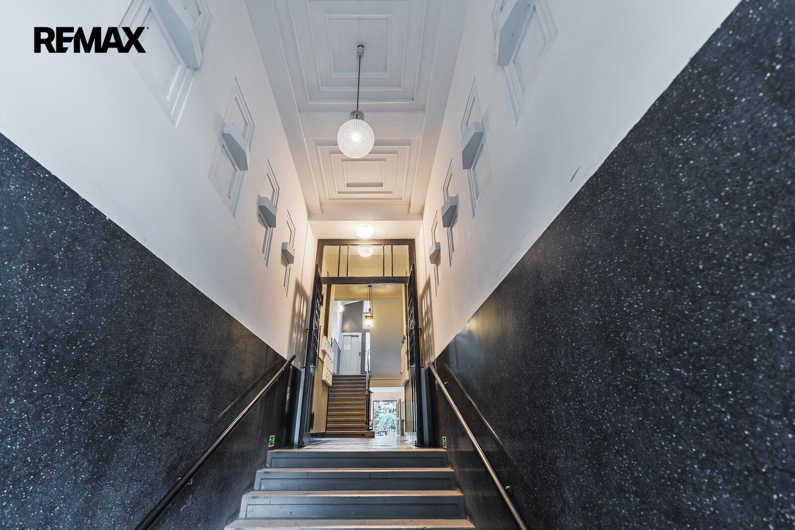 Pronájem bytu 3+kk, 90 m2, Praha