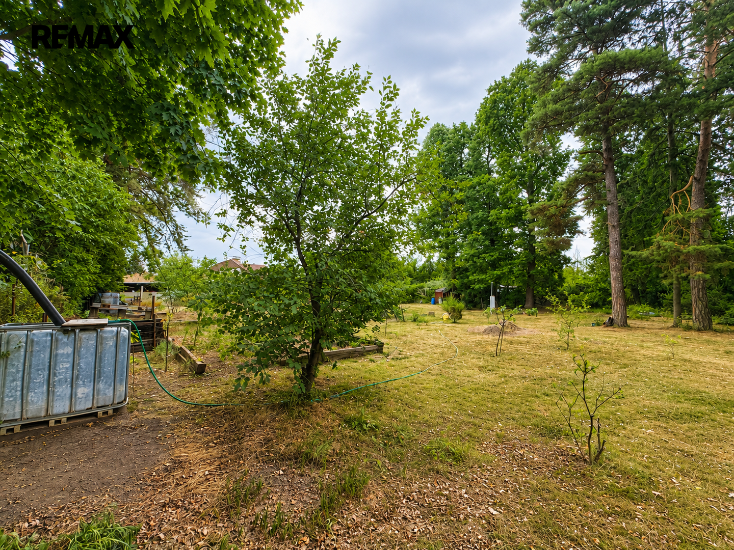 Prodej pozemku pro bydlení, 2039 m2, Zvole