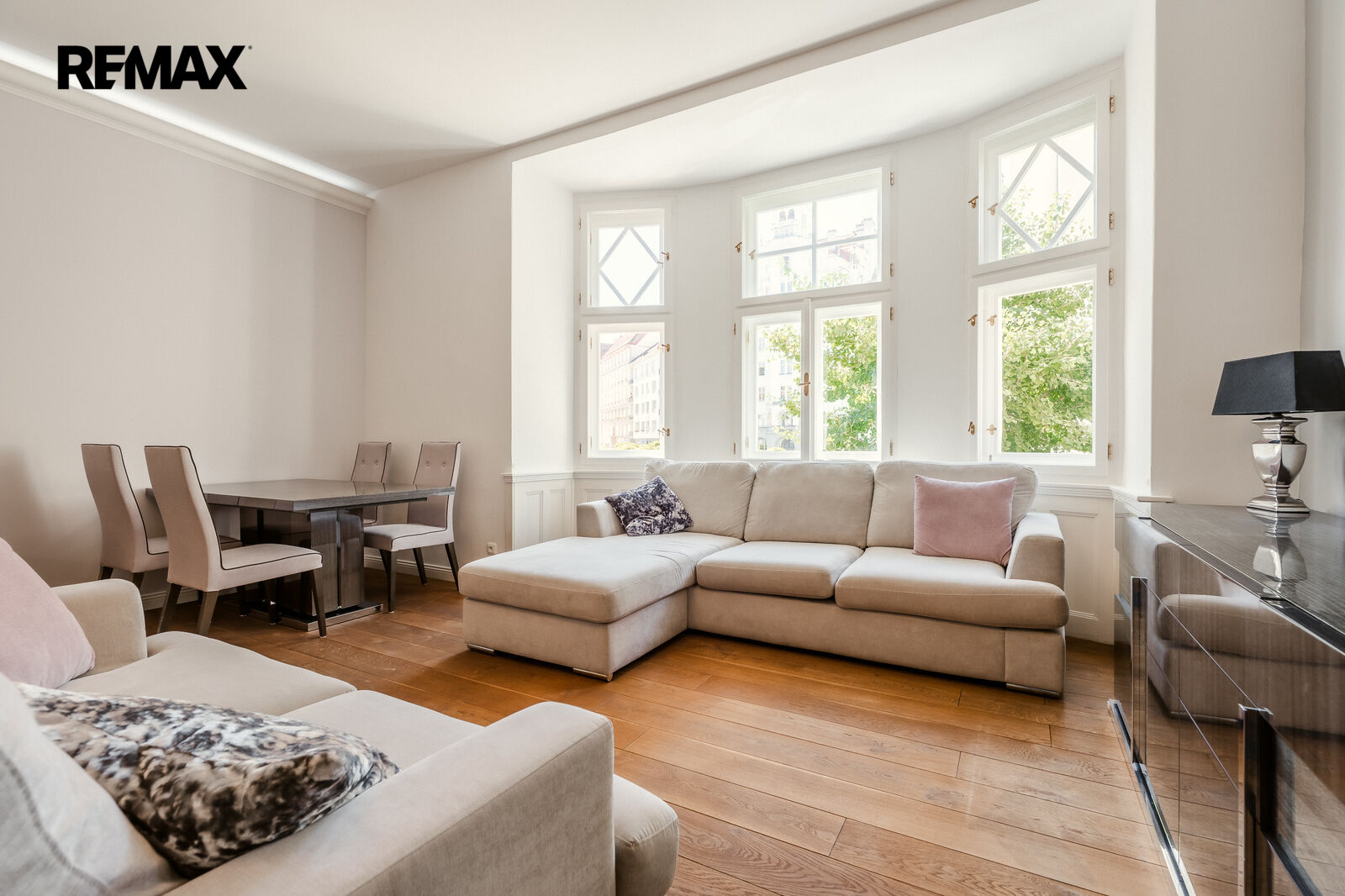 Pronájem bytu 4+kk, 103 m2, Praha