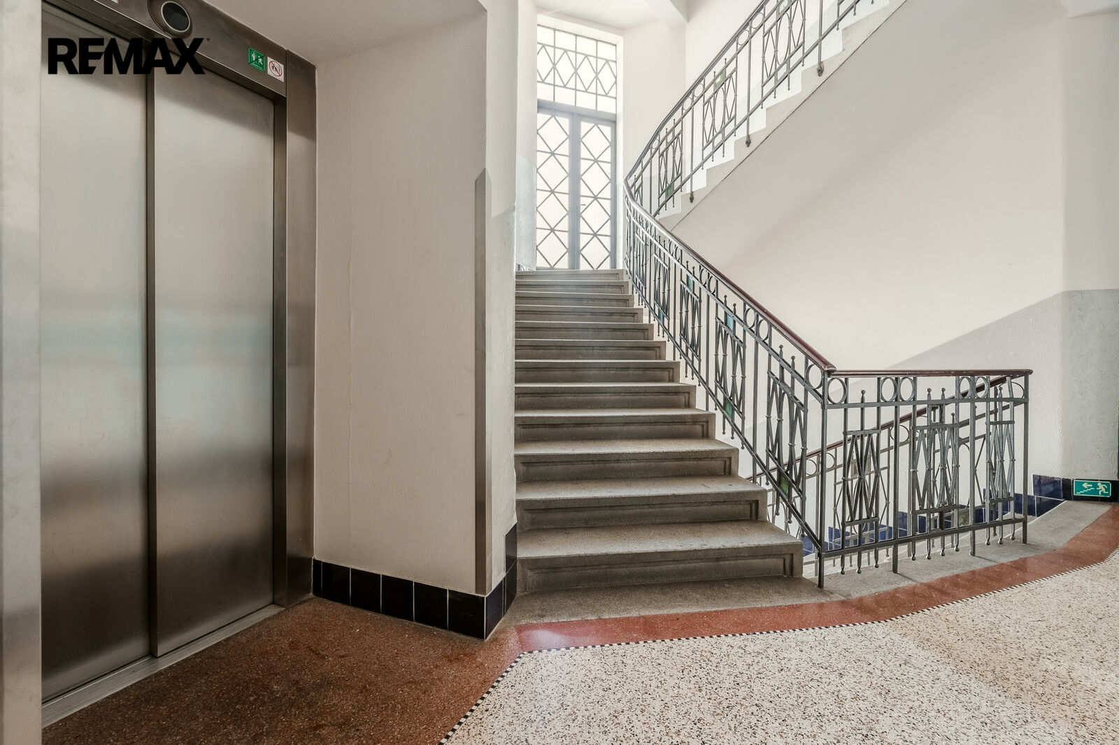 Pronájem bytu 4+kk, 103 m2, Praha