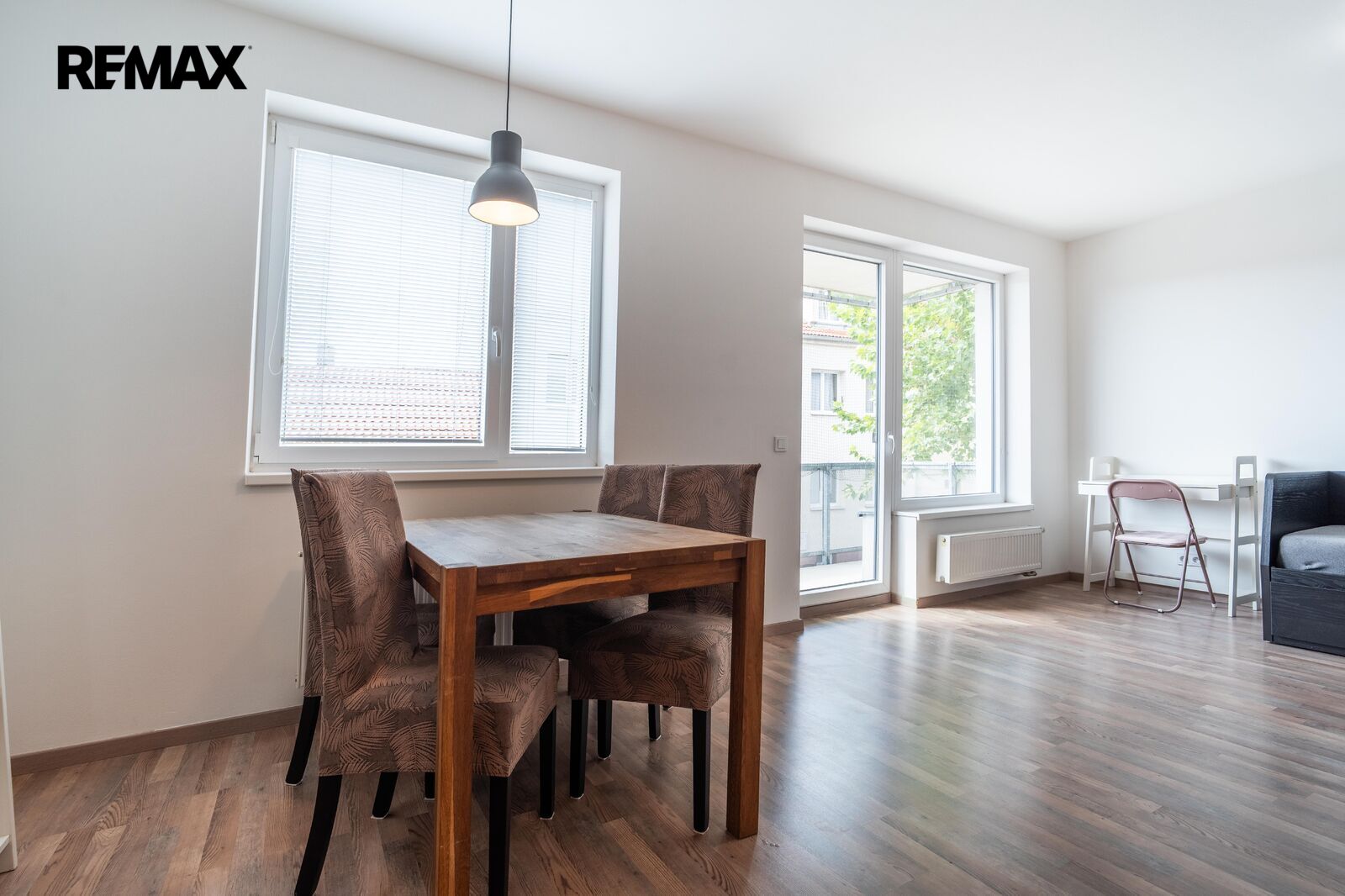 Pronájem bytu 2+kk, 53,4 m2, Praha