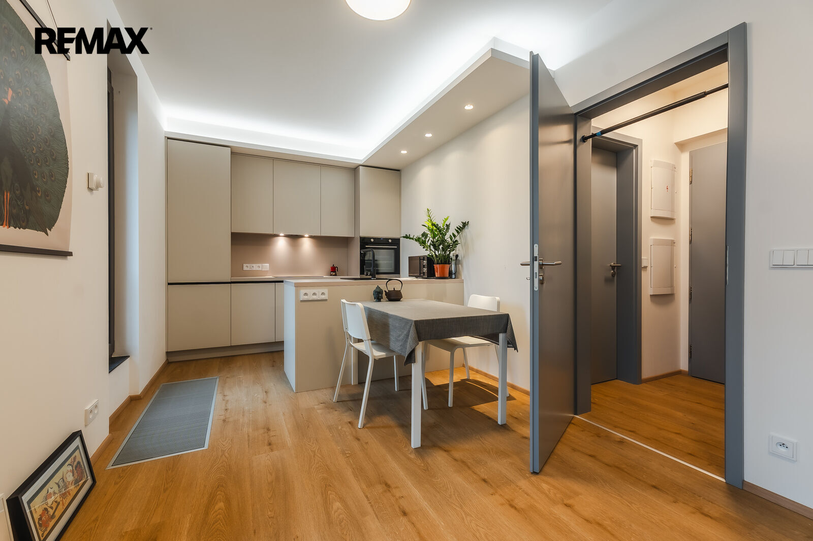 Pronájem bytu 1+kk, 31 m2, Praha