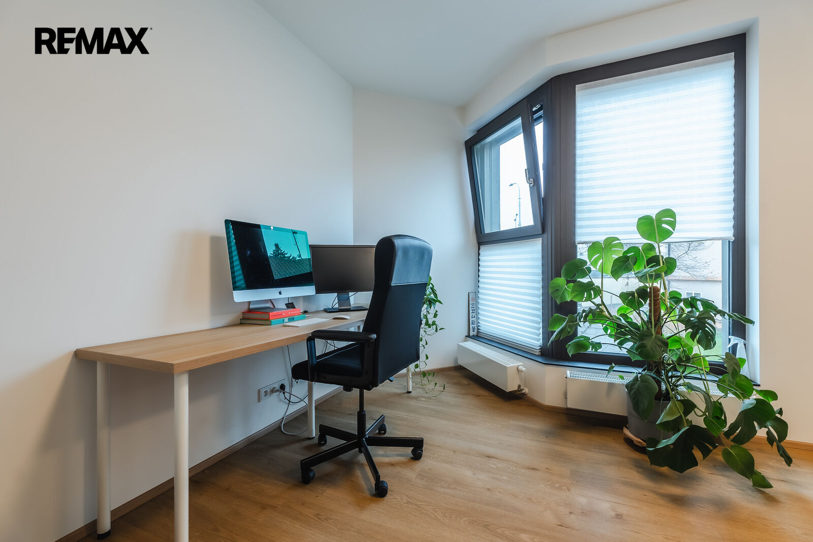 Pronájem bytu 1+kk, 31 m2, Praha