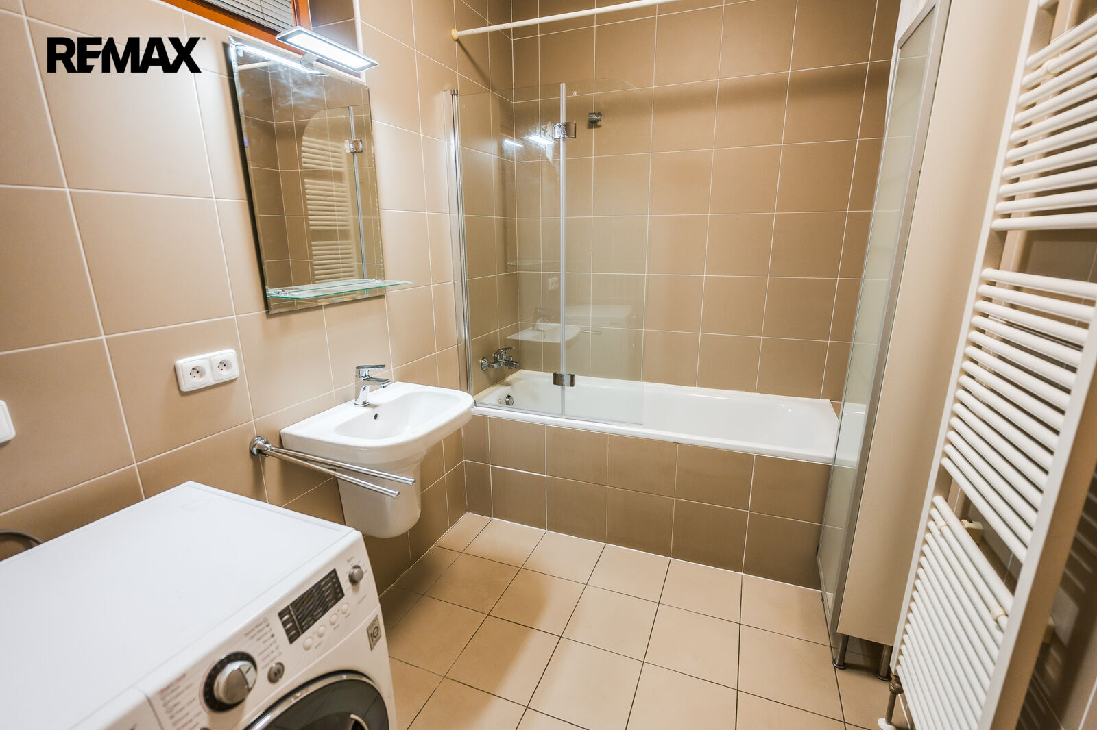 Pronájem bytu 2+kk, 69 m2, Praha